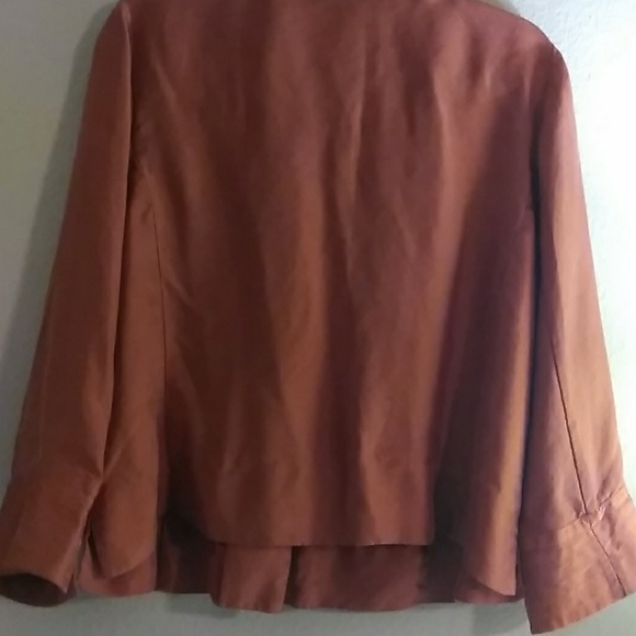 ForSale.  Kate Hill silky rust fitted blouse. - Picture 4 of 5